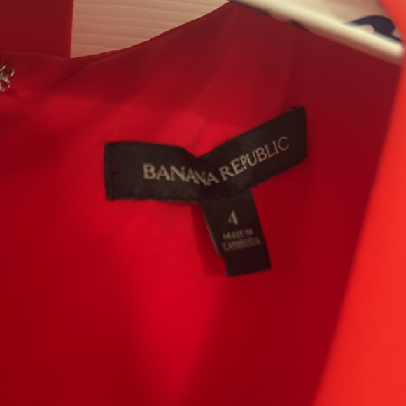 Banana Republic gorgeous red jumpsuit with matching sash tie belt! - Picture 3 of 6